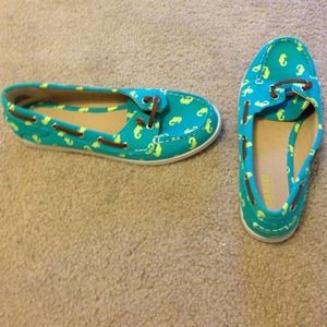 Turquoise Boating Shoes with Yellow Seahorses