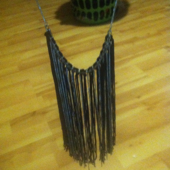 Necklace - Picture 2 of 4