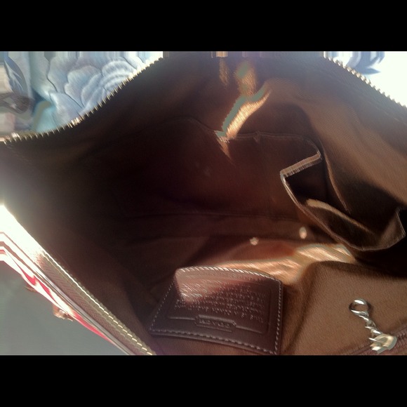 Sold - Picture 3 of 3