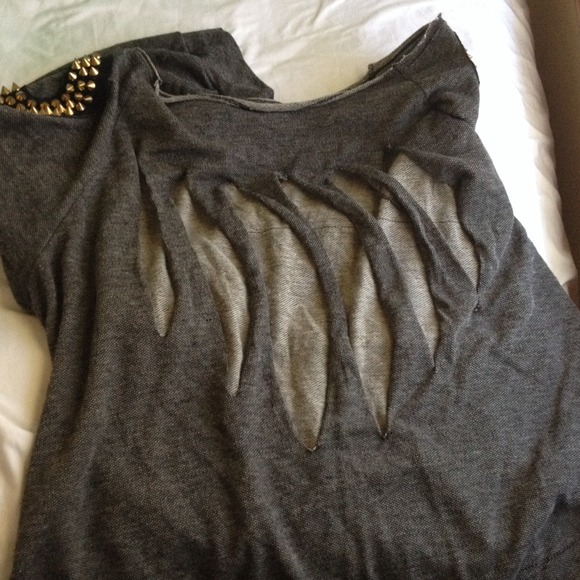 shirt - Picture 2 of 4