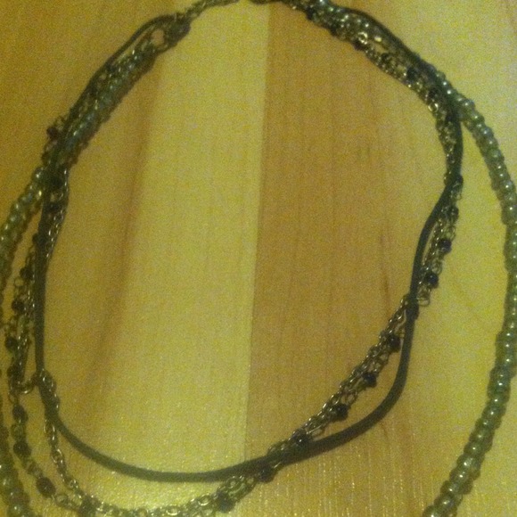 Necklace - Picture 2 of 4