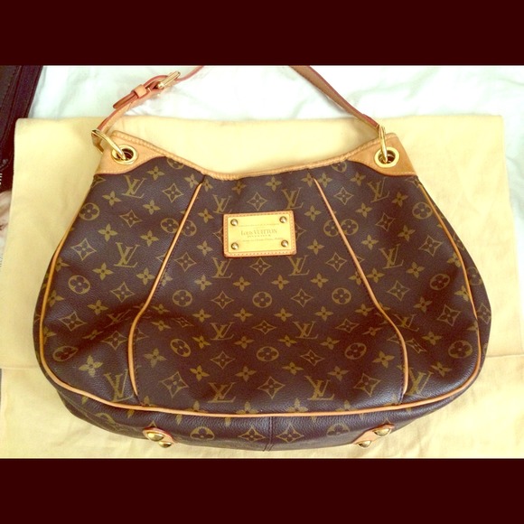 SOLD Authentic Louis Vuitton Galliera Shoulder Bag
