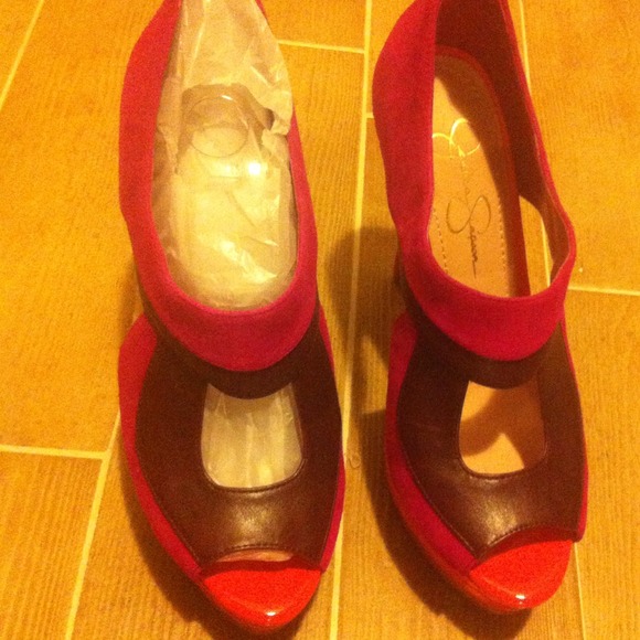 Jessica Simpson heels