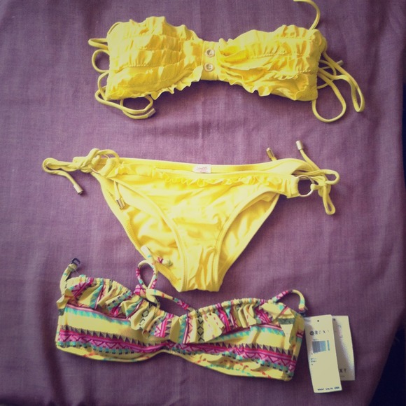 Bikini bundle - Picture 1 of 4