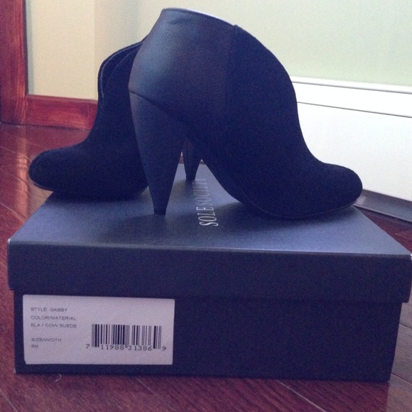Sole Society black never worn booties!! - Picture 2 of 3