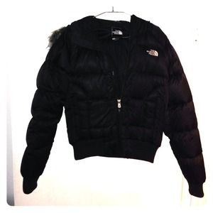 Black north face short bubble coat