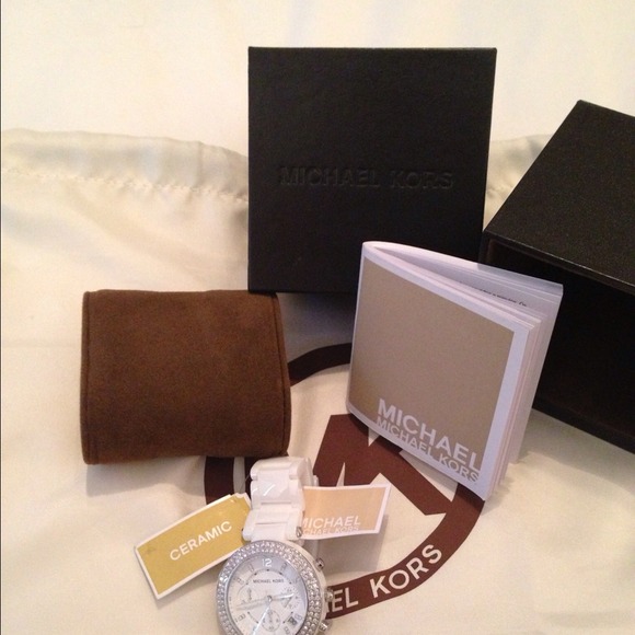 ❌SOLD❌Authentic Michael Kors Mk 5654, Brand New!! - Picture 3 of 4