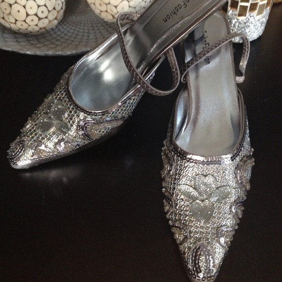 *Reduced* Silver Beaded Sling Shoes
