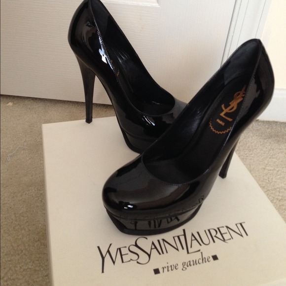 Saint Laurent-- tribute pumps