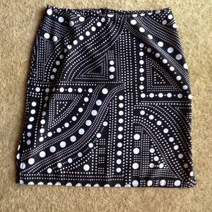 ❌SOLD❌B&W Polka Dot Patterned Skirt