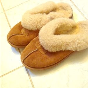 Ugg slippers