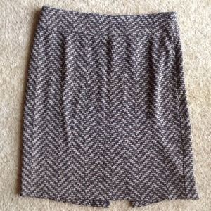 ❌SOLD❌ Brown & Black NY & Co Patterned Skirt