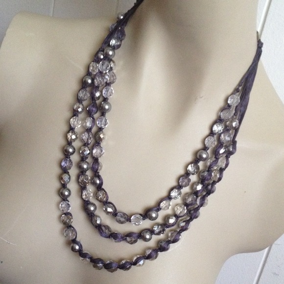 NEW Ann Taylor Loft Ribbon Pearl Beaded Necklace - Picture 2 of 4