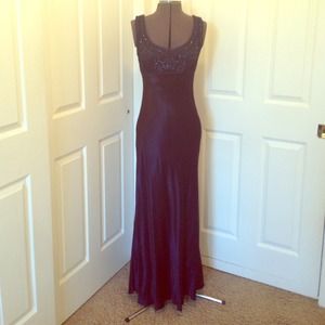🌟NEW LOW PRICE🌟Midnight blue gown