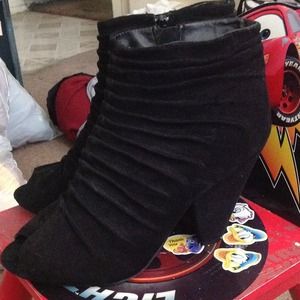 Steve madden booties❗reduced❗