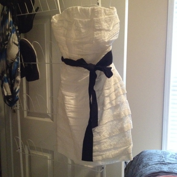 White lace dress