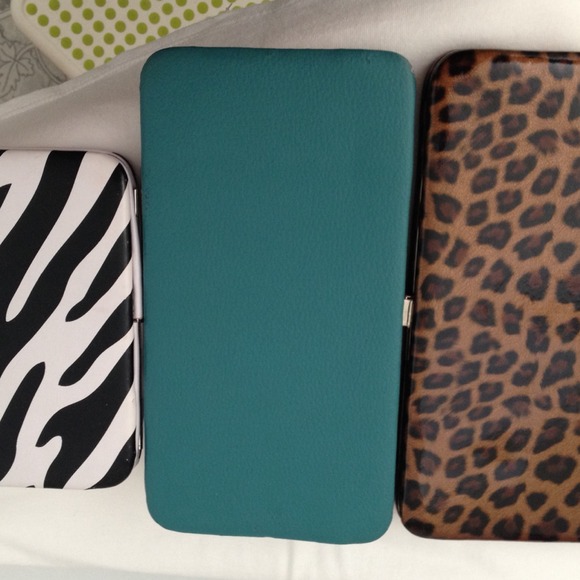 Wallets - Picture 2 of 3