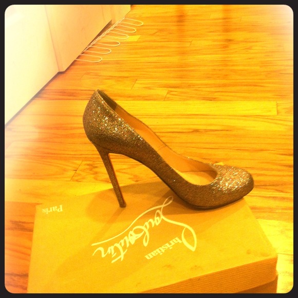 100% authentic christian loubs