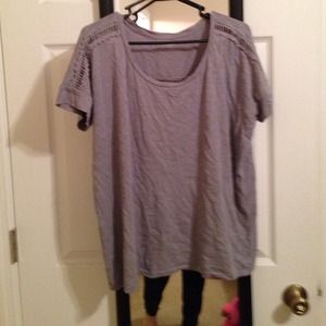 Blueish grey short sleeve shirt