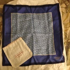 ✨ REDUCED ✨ Coach scarf