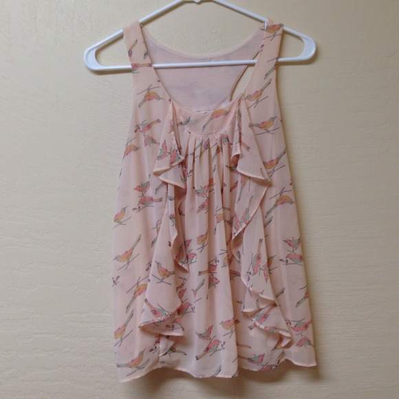 Bird patterned flowy tank