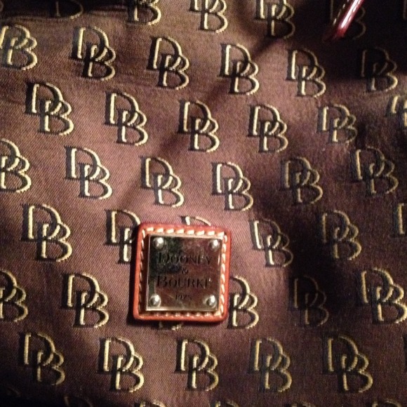 **Sold** - Picture 4 of 4