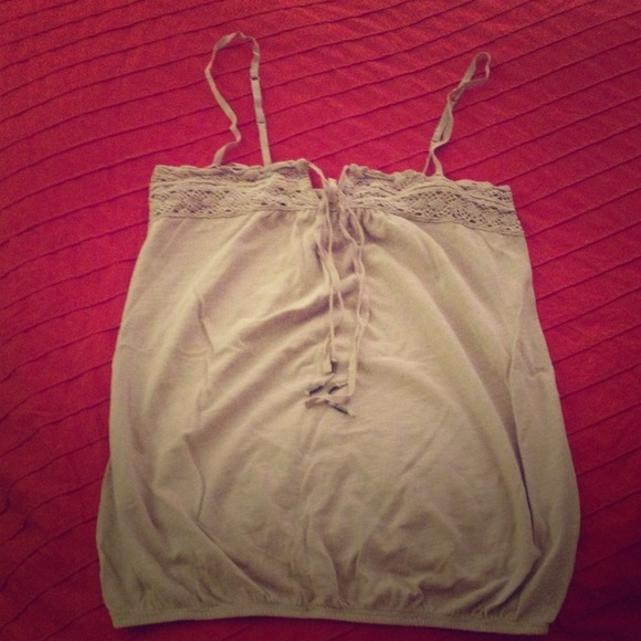 American Eagle lavender crochet tank