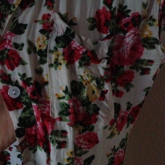 Floral tanktop - Picture 2 of 3