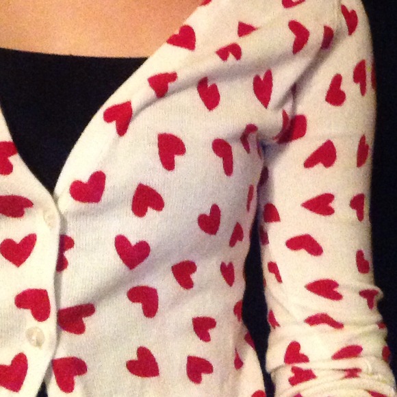 ❤️Forever 21 Red Hearts Cardigan❤️