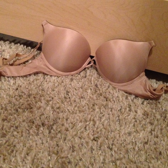 VS bombshell bra!