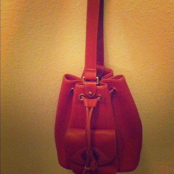 Dooney and bourke all weathered leather purse!!!