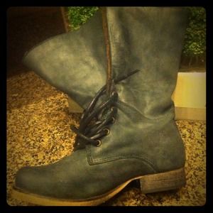 SOLD!! Extra pics/SCARPE DIEM BOMBER BOOTS