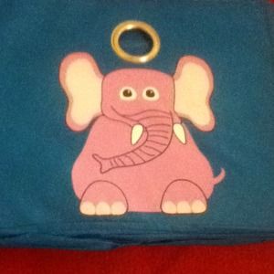 🌟Holding🌟3 elephant bins