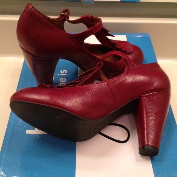 💗Jeffery Campbell Frill Dark Red - Picture 3 of 3