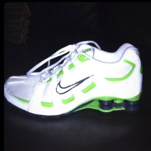 💚Neon Green Nike Shox 8.5