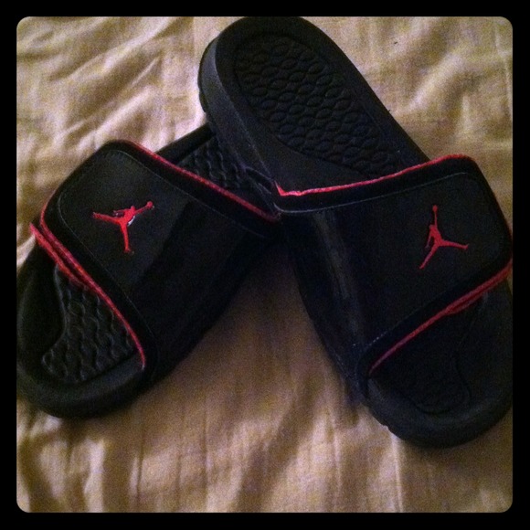 Jordan slippers