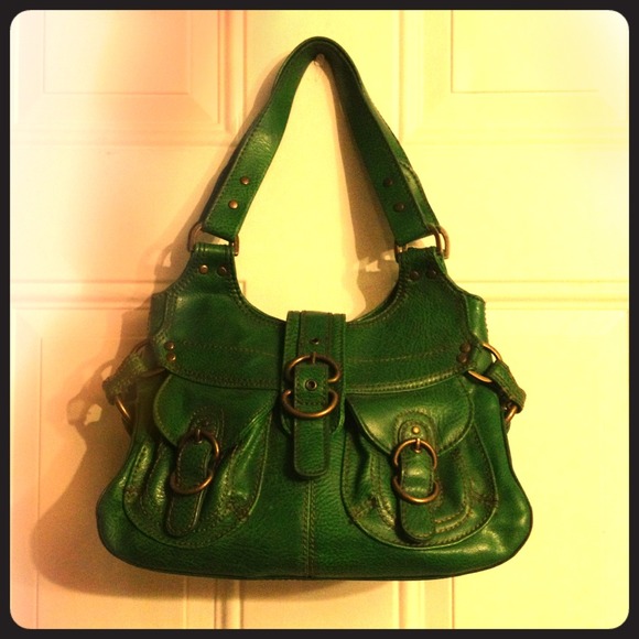 SOLD!  ❤Cute green leather handbag by Aldo.
