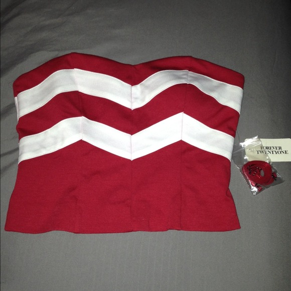 strapless shirt