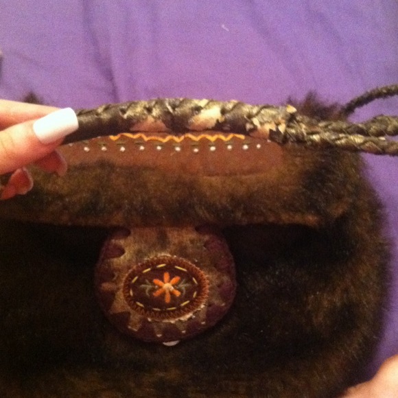 GREAT FALL PURSE - Picture 2 of 3