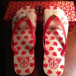 ❌Sold❌💯% Authentic Tory burch flip flop