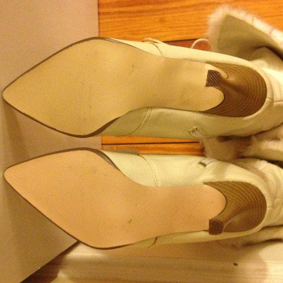 Shoes - Knee High Stiletto Fur Boots Shoes - Knee High Stiletto Fur Boots