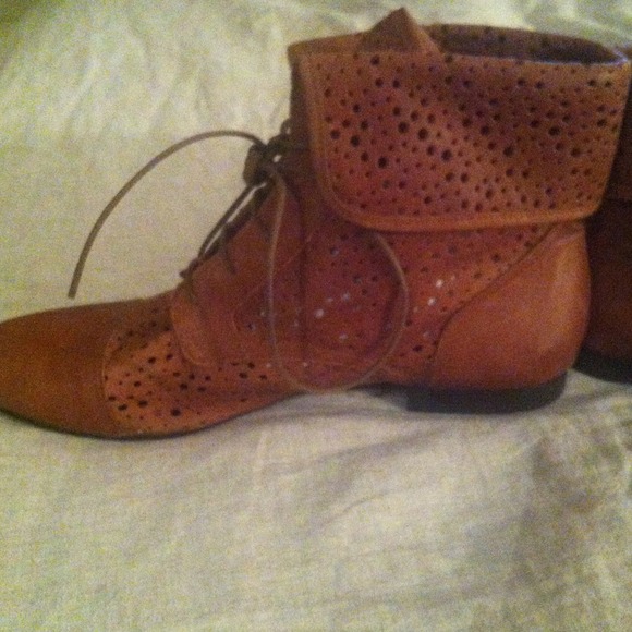 Bollicine Italian leather booties - Picture 2 of 4
