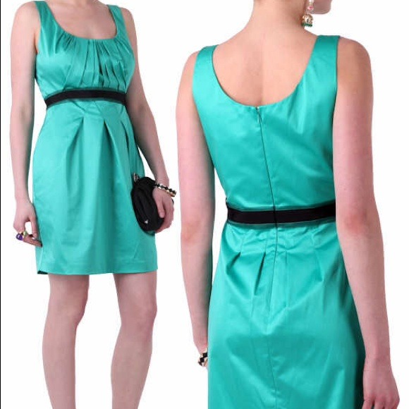 BCBG MaxAzaria Emerald Green Dress - size 4