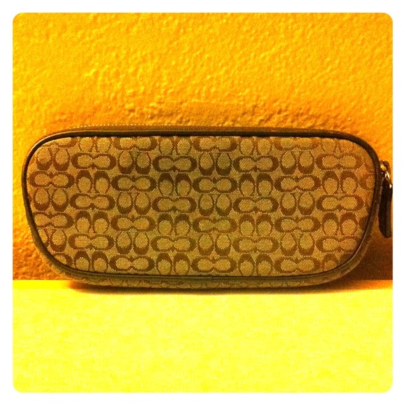 Coach Accessories - ⚠️hold⚠️Brown COACH eye glass pouch