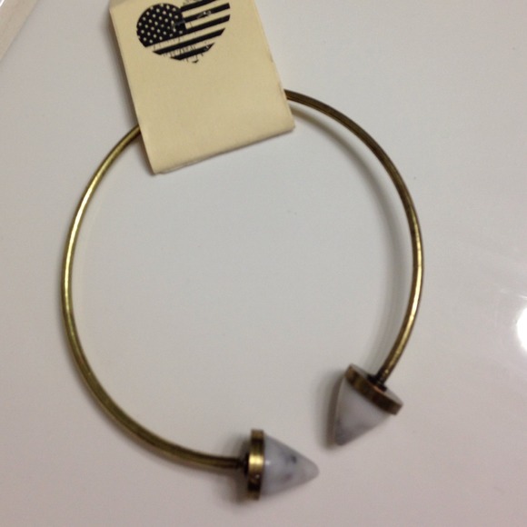 SOLD🌻 Brandy Melville bracelet