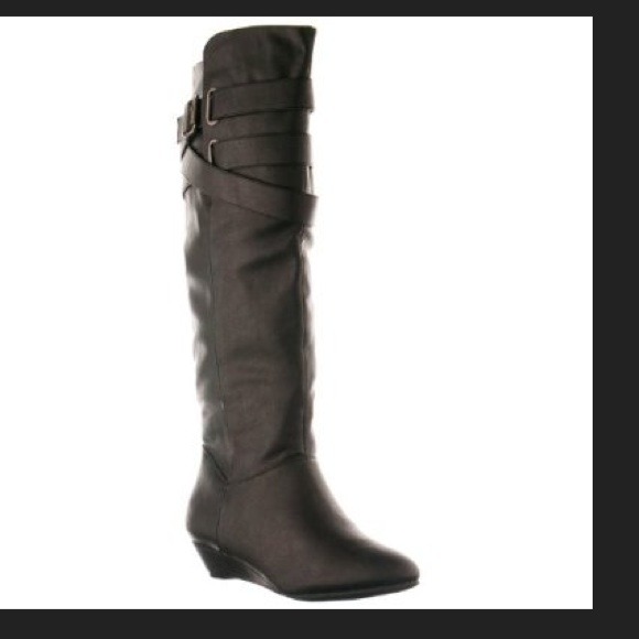 💢SOLD💢 Steve Madden boot