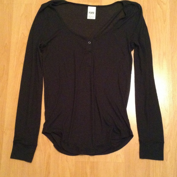 Long sleeve black shirt