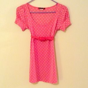 🎉5 for $15🎉 Pink Polka Dot Belted Top
