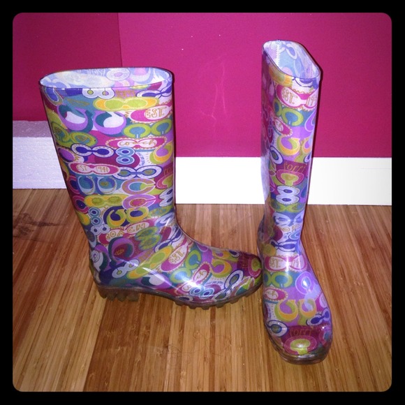 💥SALE💥Authentic COACH rain boots  SZ 6🌂