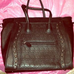 Skull Infused Handbag 💋